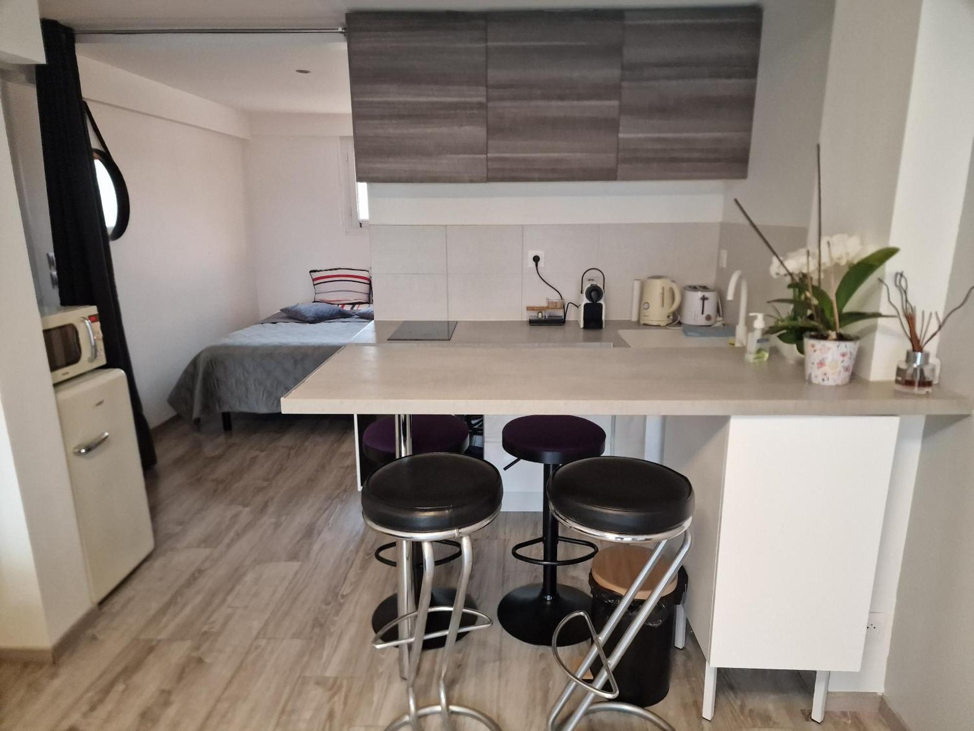 Spacieux Studio Dans Le Beaujolais Saint-Georges-de-Reneins Exteriör bild